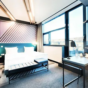 Hotel Muenchen-moosach, Munique